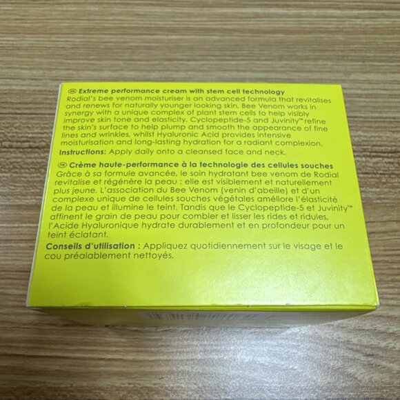 NEW Rodial Bee Venom Moisturiser 1.7 fl oz / 50mL - Picture 7 of 8